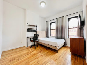 Bleecker St – #260