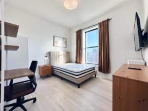 Bedford Ave – #443