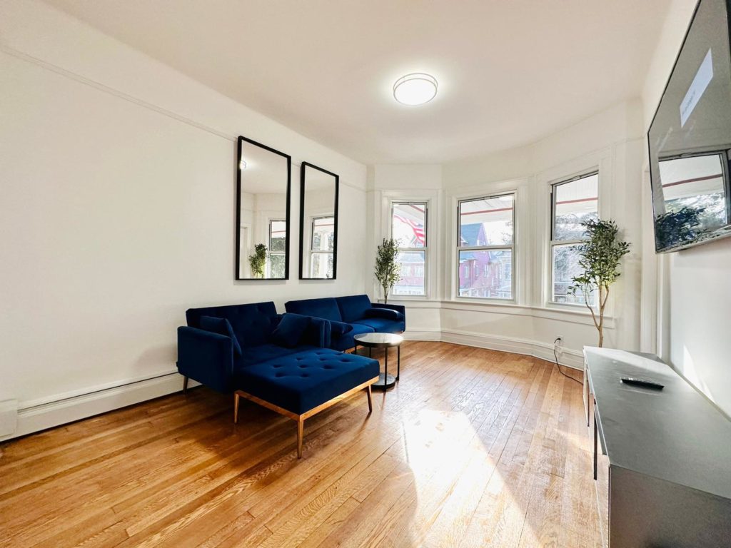 281-Rugby-Road-LivingRoom2