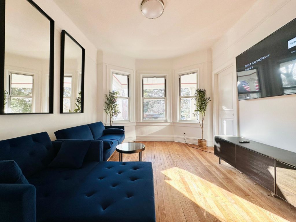 281-Rugby-Road-LivingRoom3