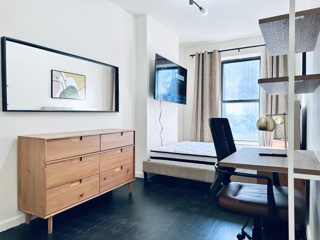 810-Rogers-Ave-3FL-Room468-5