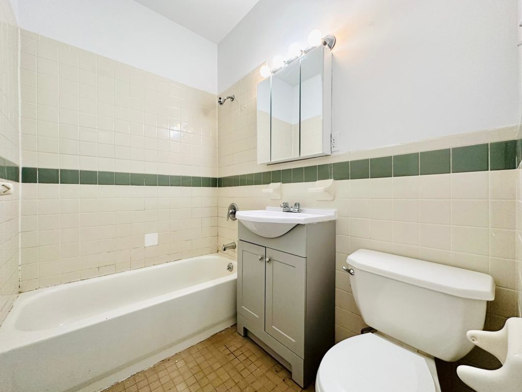 810 Rogers Ave-Bathroom