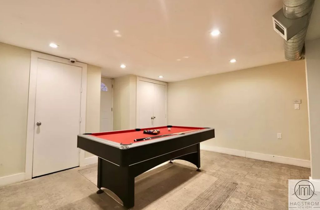 22 Granite St-gameroom
