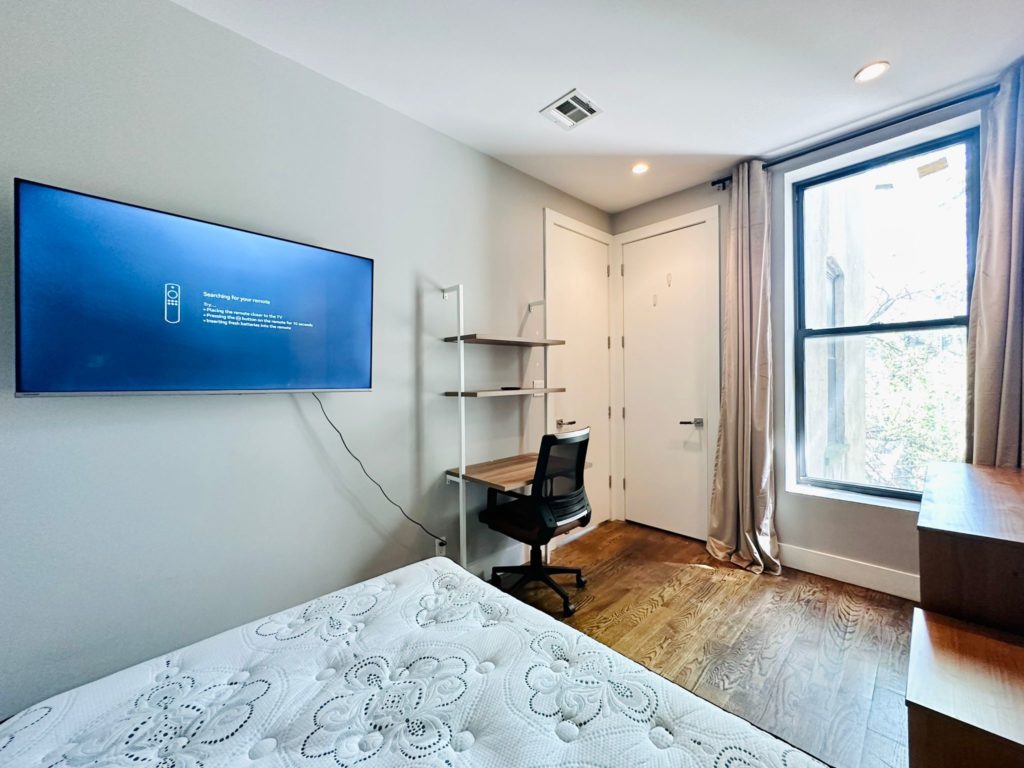104 Rogers Ave-Room523(and527)-3furnished