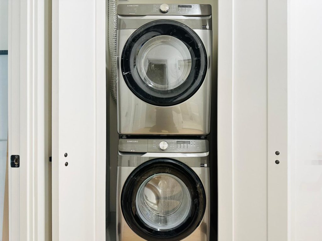 1130 Jefferson Ave-washer&dryer