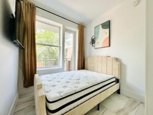 Willoughby Ave – #572 w/ private balcony (Luxury Building)