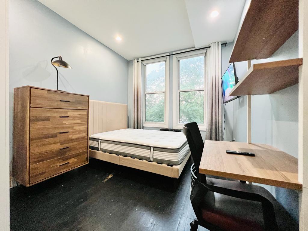 78 Himrod st-Room377-2