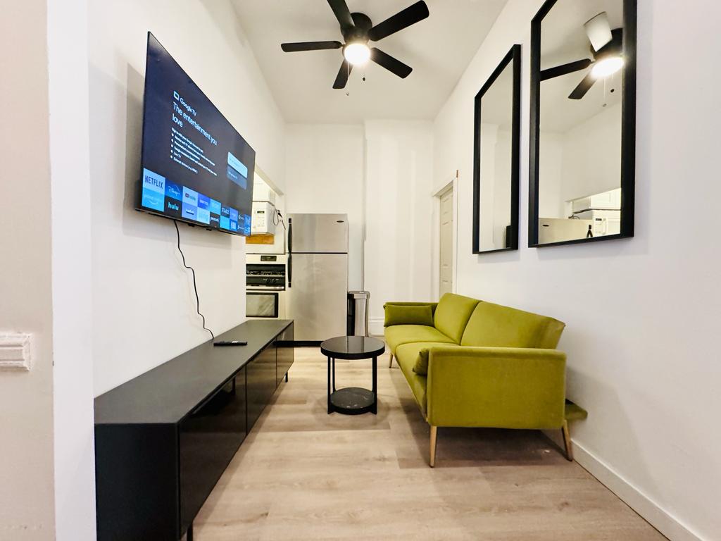 72 Van Buren#2-Livingroom-2