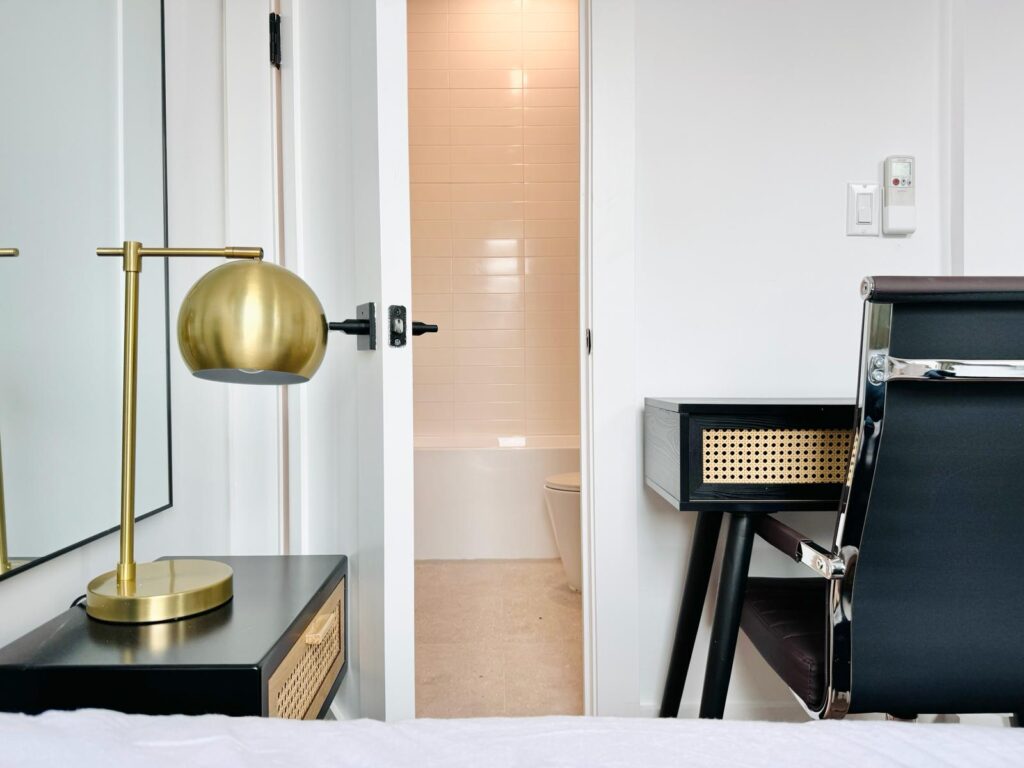 104 Graham Ave, 4-Room655-5