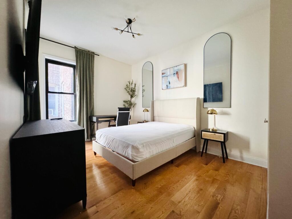 1131 president st apt 1B- Room650-1-New