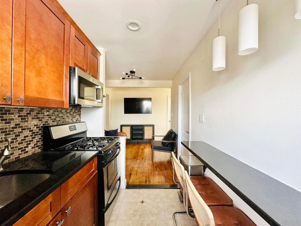 665 Brooklyn Ave #2 -Kitchen