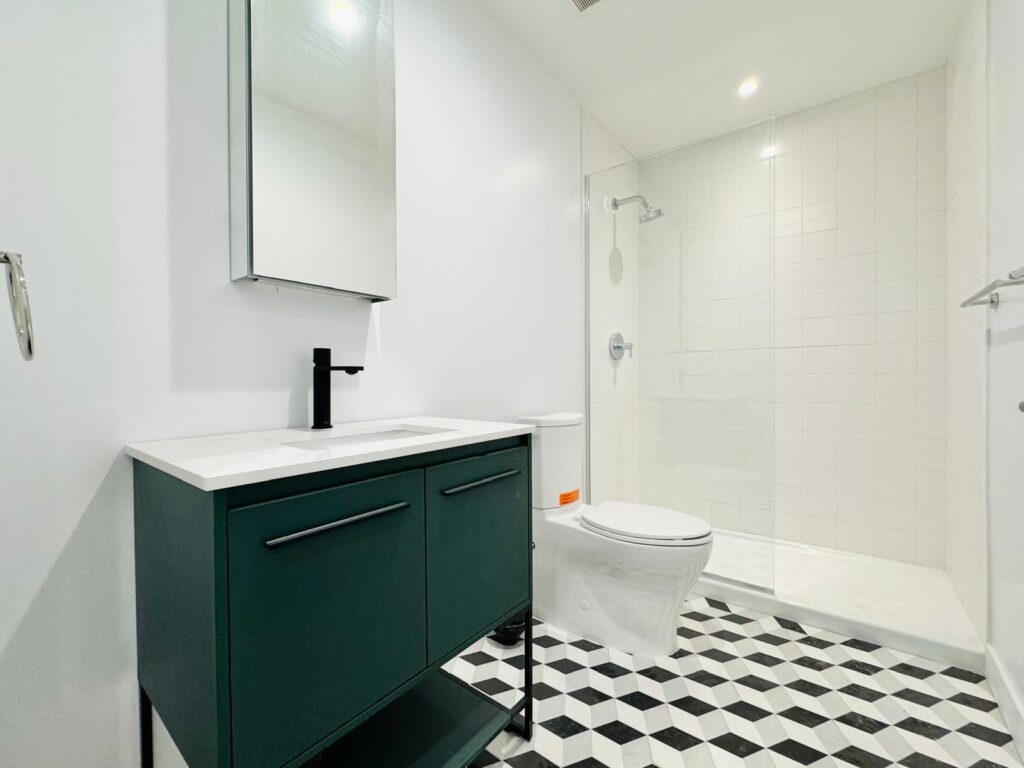 287 Vanderbilt Ave-Bathroom2