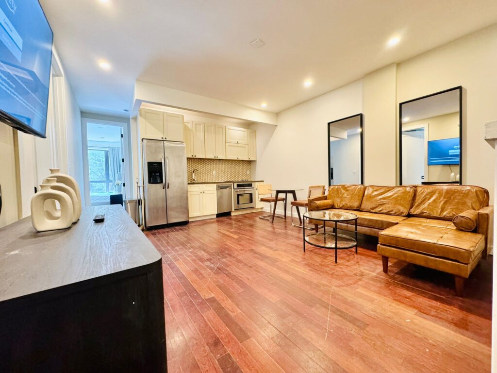 330 Starr St, 1F-1