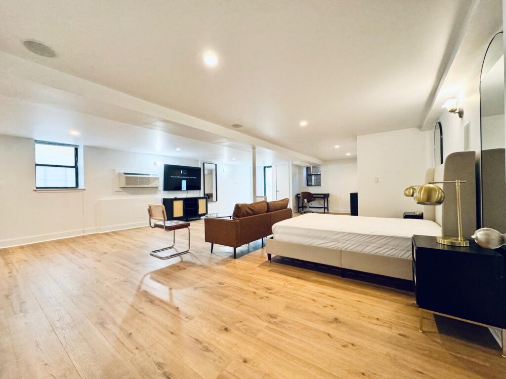 330 Starr St 1F-Room744-3