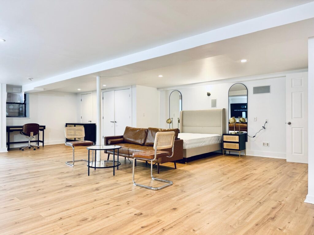 330 Starr St 1F-Room744-6