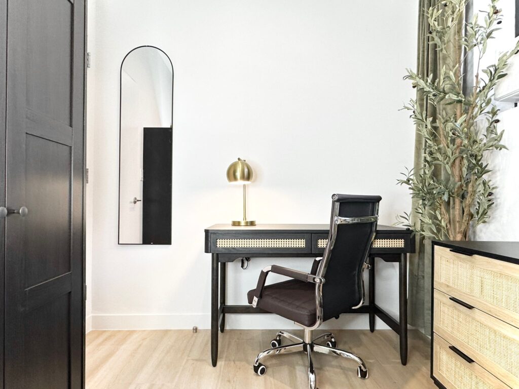 253 Dekalb Ave, 2-Room716-5