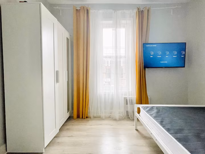 367-AvenueX-Room15-3