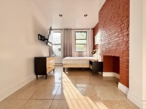 2nd Ave – #809