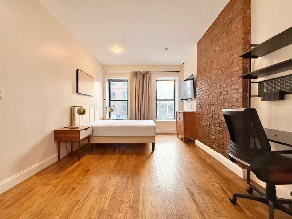 533 Nostrand Avenue #2 – Room #798-4