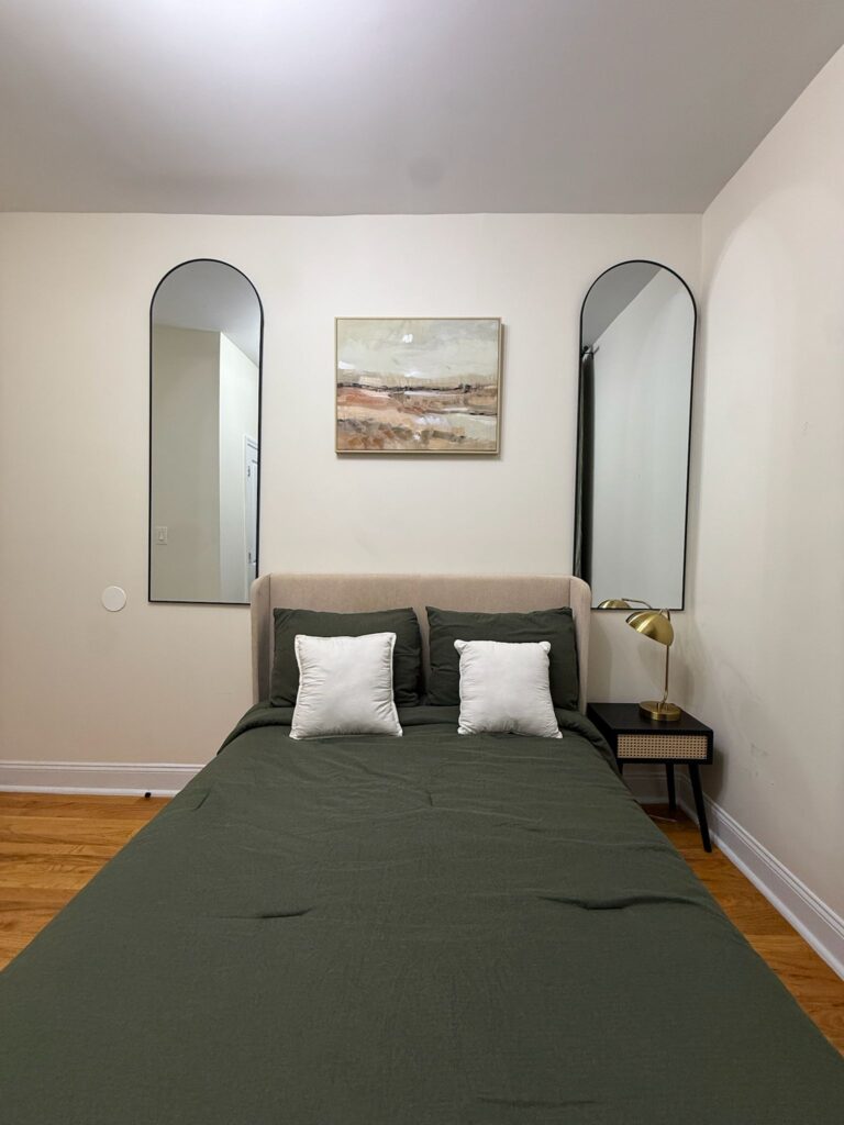 864 Nostrand Ave-Room751-2